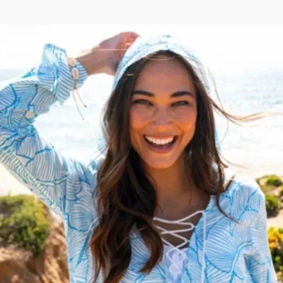 *NWOT * Charlie Holiday | Coco Cover up - Picture 2 of 6